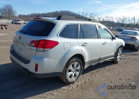 2011 Subaru Outback 2.5I Premium z USA, uszkodzony, nr VIN 4S4BRCCC6B3373174